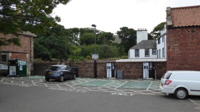 Electric car charging points - geograph.org.uk - 7235747 – Megnyílt a BYD 10 000. Flash Charging töltőállomása