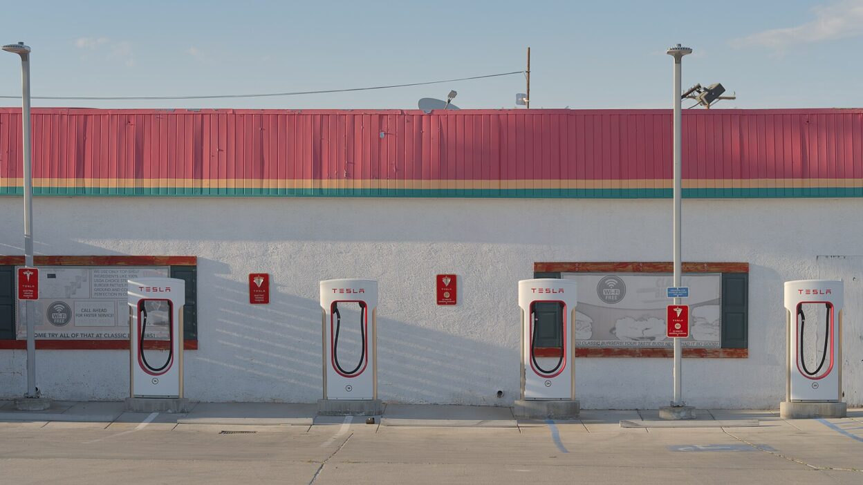 Tesla Supercharger Inyokern California 2026 dllu – Kérdéses Supercharger-szavazás: nem a legtöbb voksot kapott
