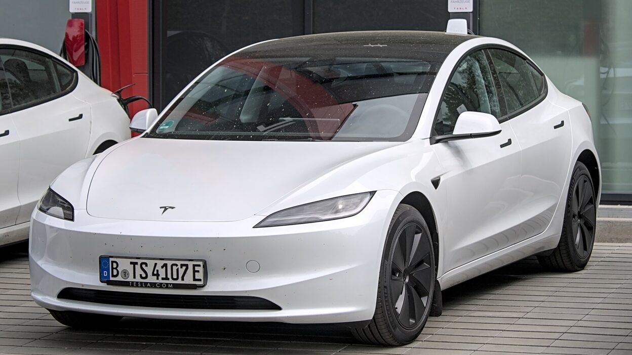 Tesla Model 3 (2023) IMG 9488 – Új gumikkal nőtt 572 km-re a Model 3 hatótávja Európában