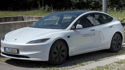 Tesla Model 3 (2023) MYLE Festival 2025 DSC 9556 (cropped) – FSD V14 Lite: aktív fejlesztés alatt Ausztráliában