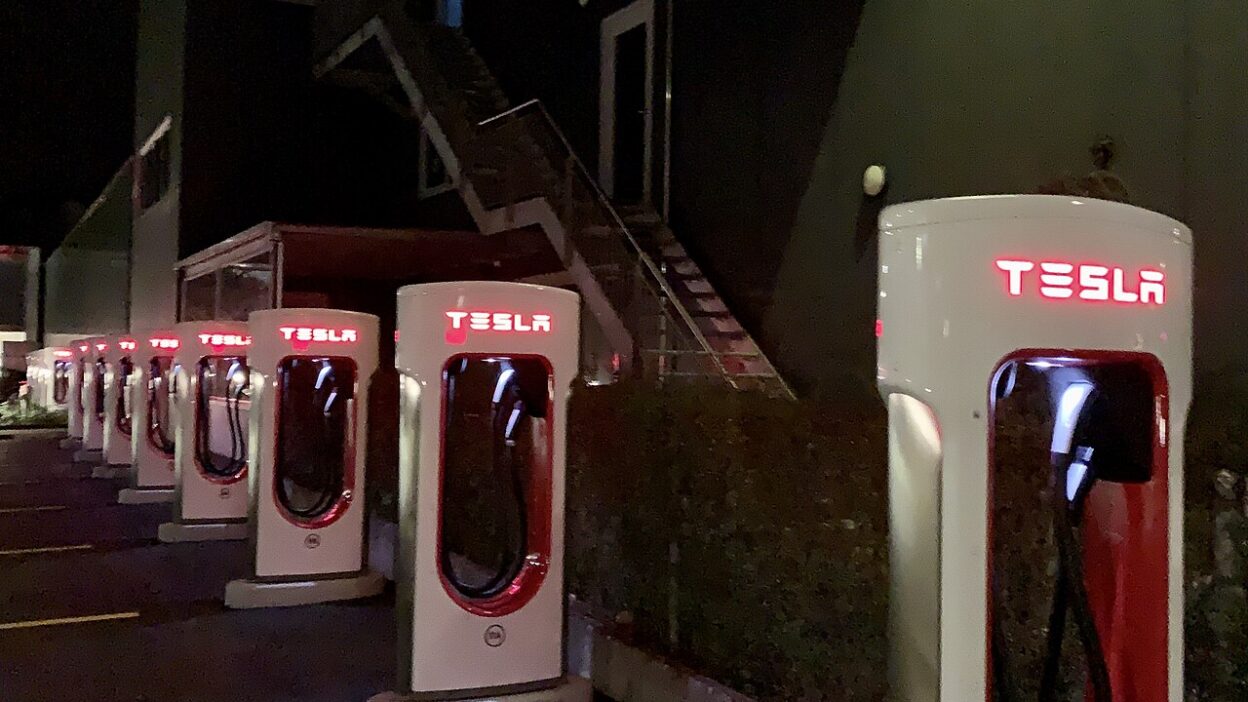 Zurich Tesla Supercharger (Ank Kumar Infosys Limited) 02 – Geely töltőrendszer: 2,25 megawattos csúcsteljesítmény