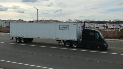 Tesla Semi 2 – Morgan Stanley: 17 milliárd dollárt hozhat a Tesla Semi szof