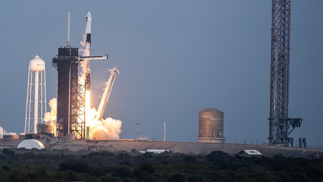 Axiom-3 Launch (KSC-20240118-PH-CMS01 0022) Cropped – A SpaceX megkapta az engedélyt a Starship 14. repülésére