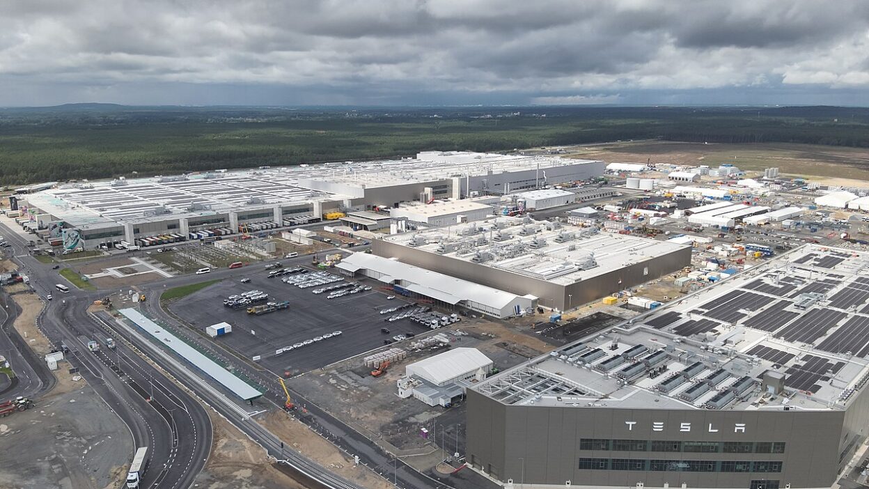 Tesla Gigafactory 4 DJI 20230728124439 – Tesla FSD Csehországban: hetedik uniós engedély