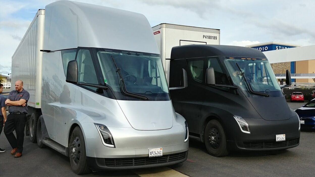 Tesla Semi 6 (cropped) – Tesla Semi esemény: szeptember 24-én nyílik meg a gyár